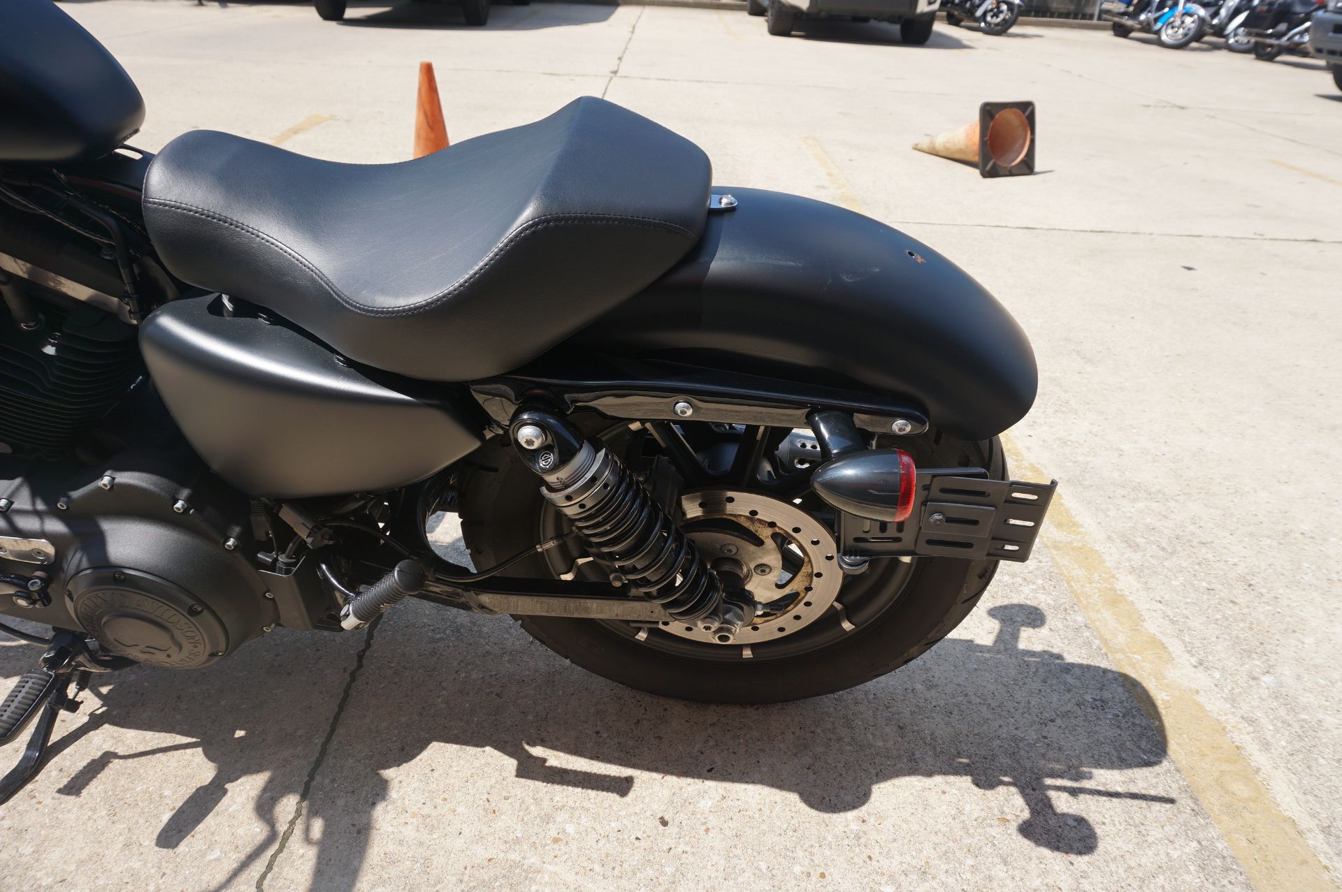 2021 Harley-Davidson Iron 883™ in Metairie, Louisiana - Photo 9