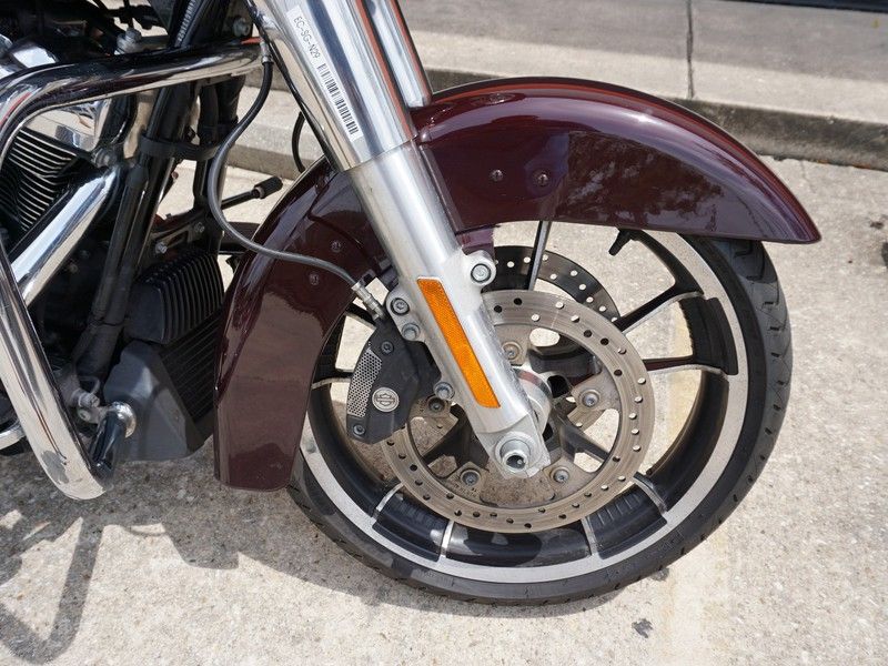 2022 Harley-Davidson Street Glide® in Metairie, Louisiana - Photo 4