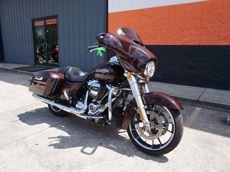 2022 Harley-Davidson Street Glide® in Metairie, Louisiana - Photo 3
