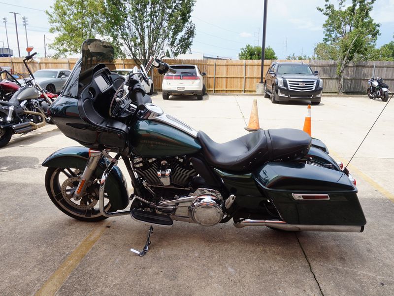 2018 Harley-Davidson Road Glide® in Metairie, Louisiana - Photo 16
