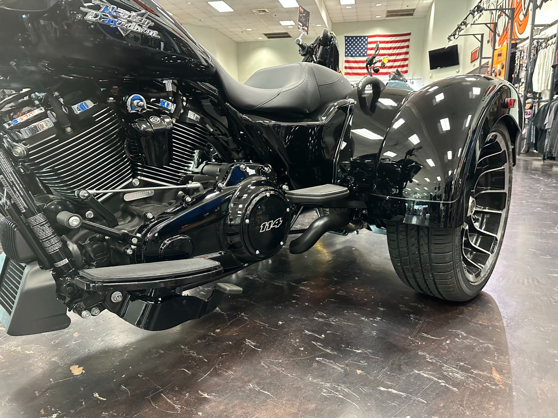 2024 Harley-Davidson Road Glide® 3 in Metairie, Louisiana - Photo 14