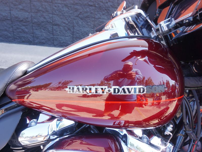 2017 Harley-Davidson Ultra Limited in Metairie, Louisiana - Photo 4