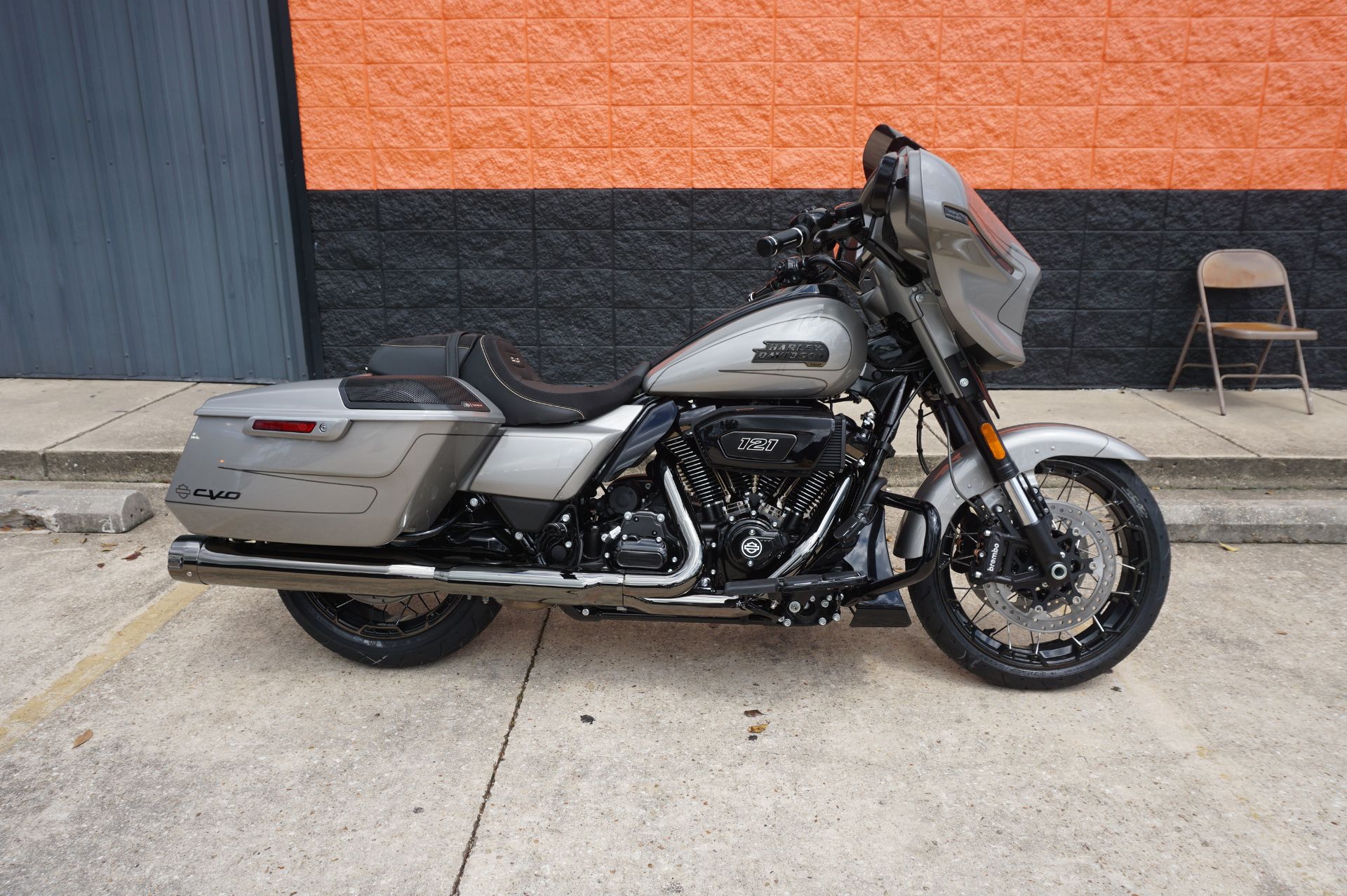 2023 Harley-Davidson CVO™ Street Glide® in Metairie, Louisiana - Photo 1