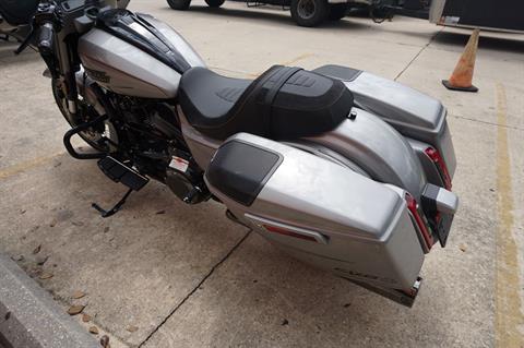 2023 Harley-Davidson CVO™ Street Glide® in Metairie, Louisiana - Photo 10