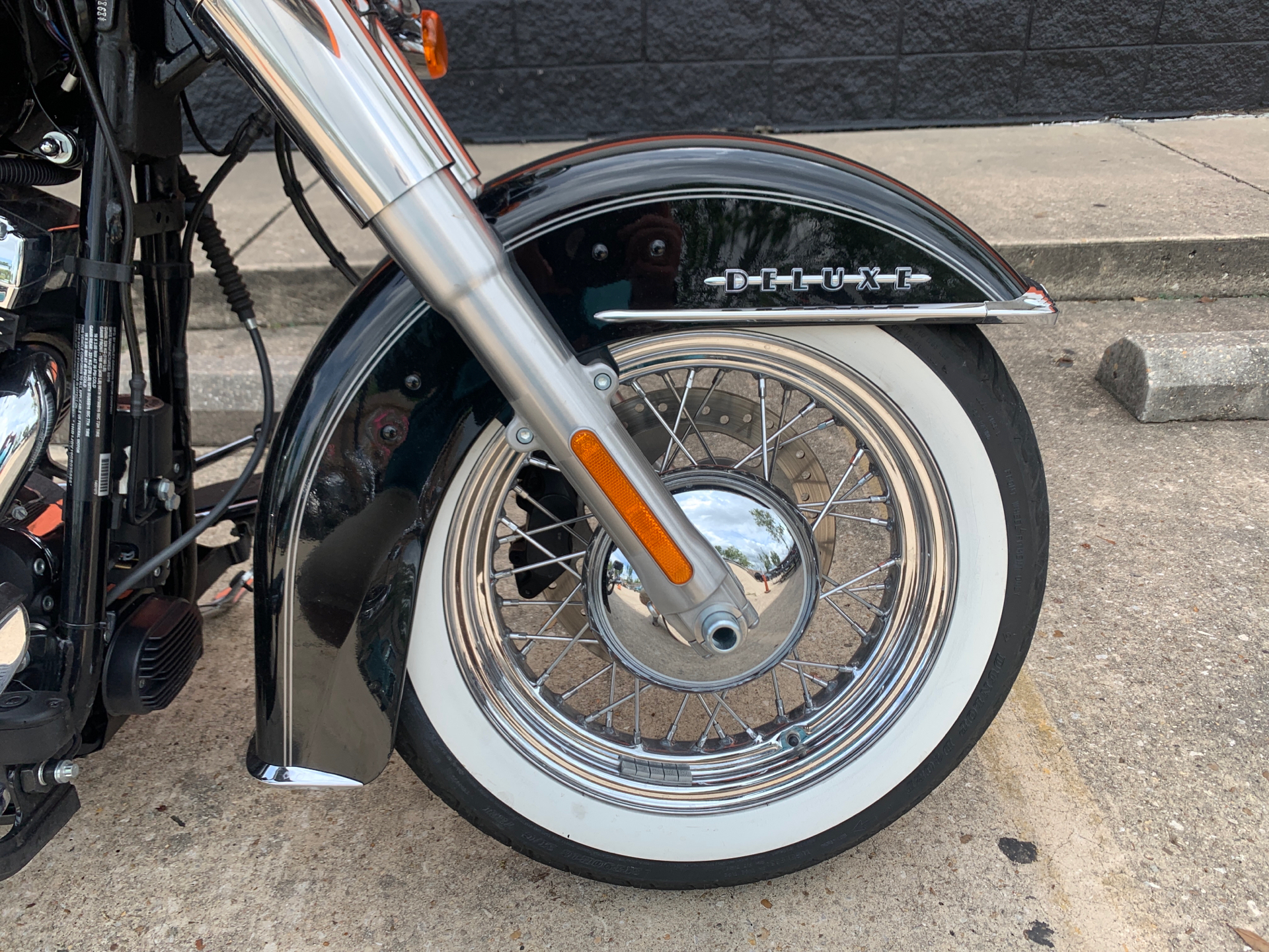 2016 Harley-Davidson Softail® Deluxe in Metairie, Louisiana - Photo 3