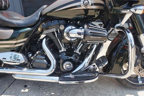 2013 Harley-Davidson CVO™ Road Glide® Custom in Metairie, Louisiana - Photo 4