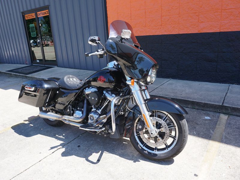 2019 Harley-Davidson Electra Glide® Standard in Metairie, Louisiana - Photo 2