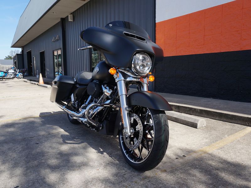 2022 Harley-Davidson Street Glide® Special in Metairie, Louisiana - Photo 3