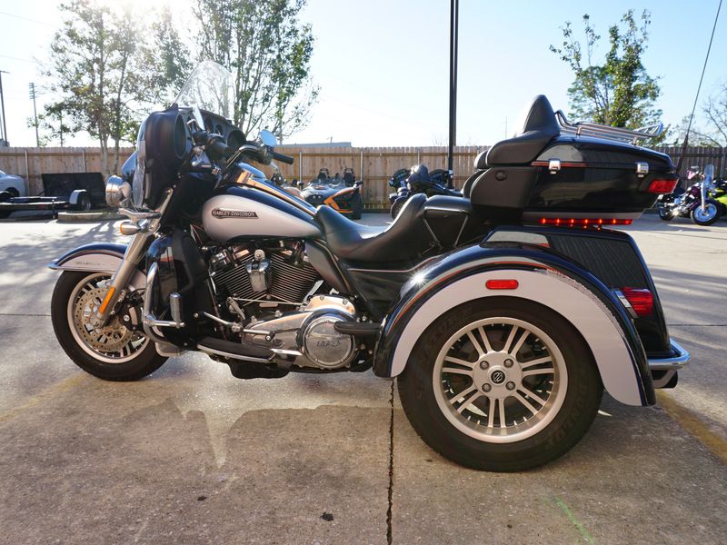 2019 Harley-Davidson Tri Glide® Ultra in Metairie, Louisiana - Photo 15