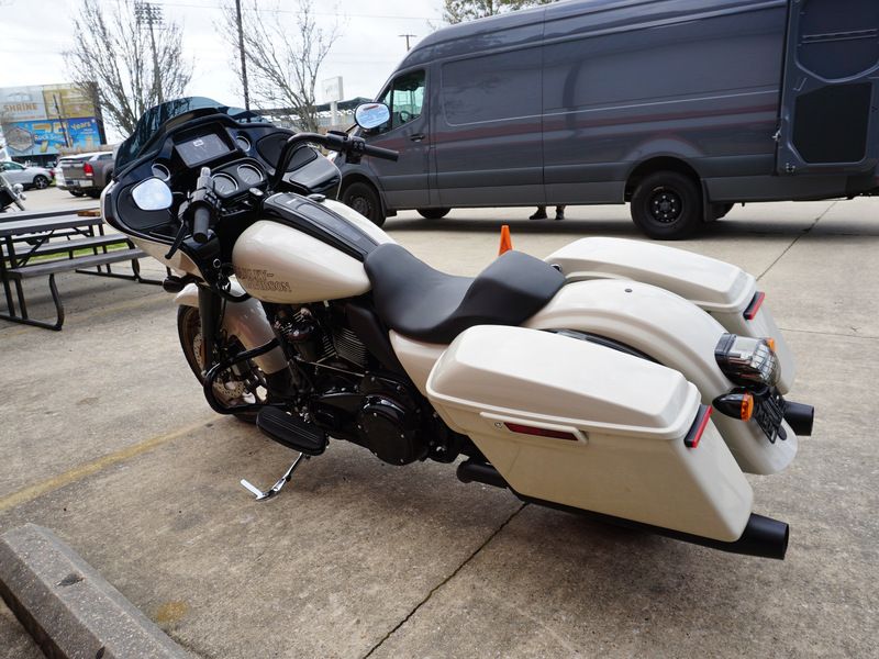 2023 Harley-Davidson Road Glide® ST in Metairie, Louisiana - Photo 18