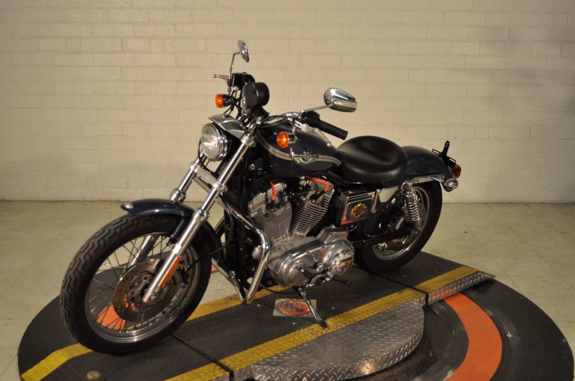 2003 Harley-Davidson XLH Sportster® 883 Hugger® in Winston Salem, North Carolina - Photo 6