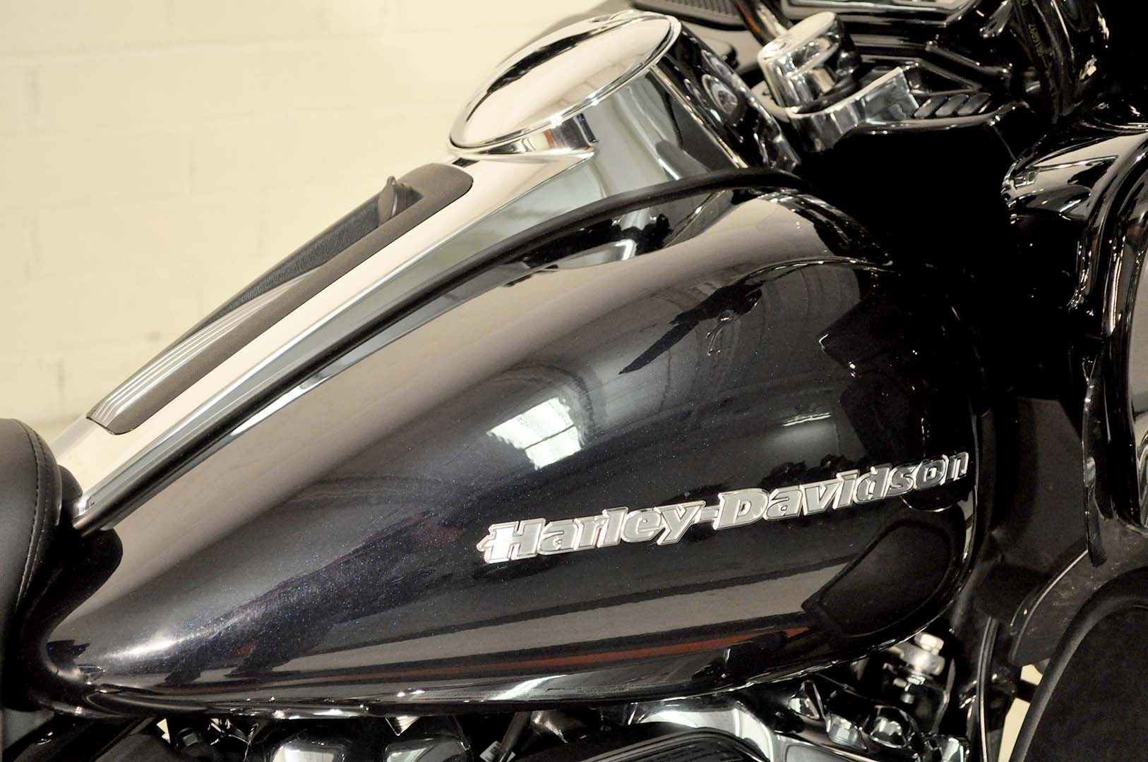 2020 Harley-Davidson Road Glide® Limited in Winston Salem, North Carolina - Photo 14