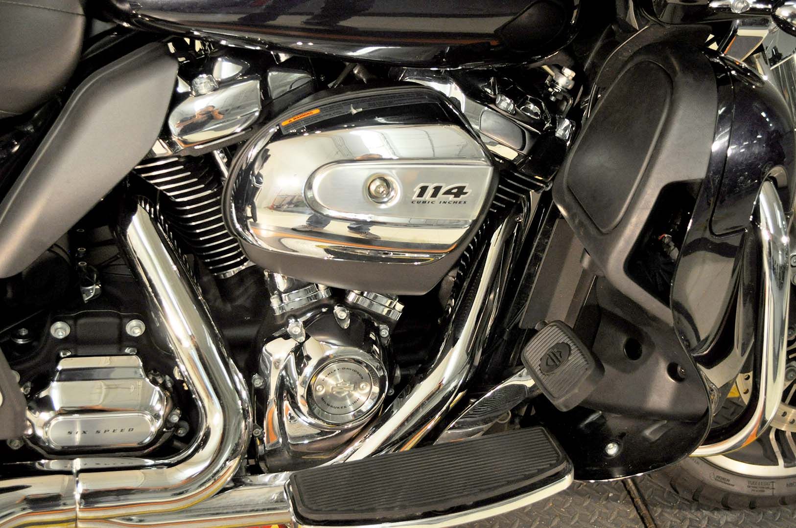 2020 Harley-Davidson Road Glide® Limited in Winston Salem, North Carolina - Photo 15