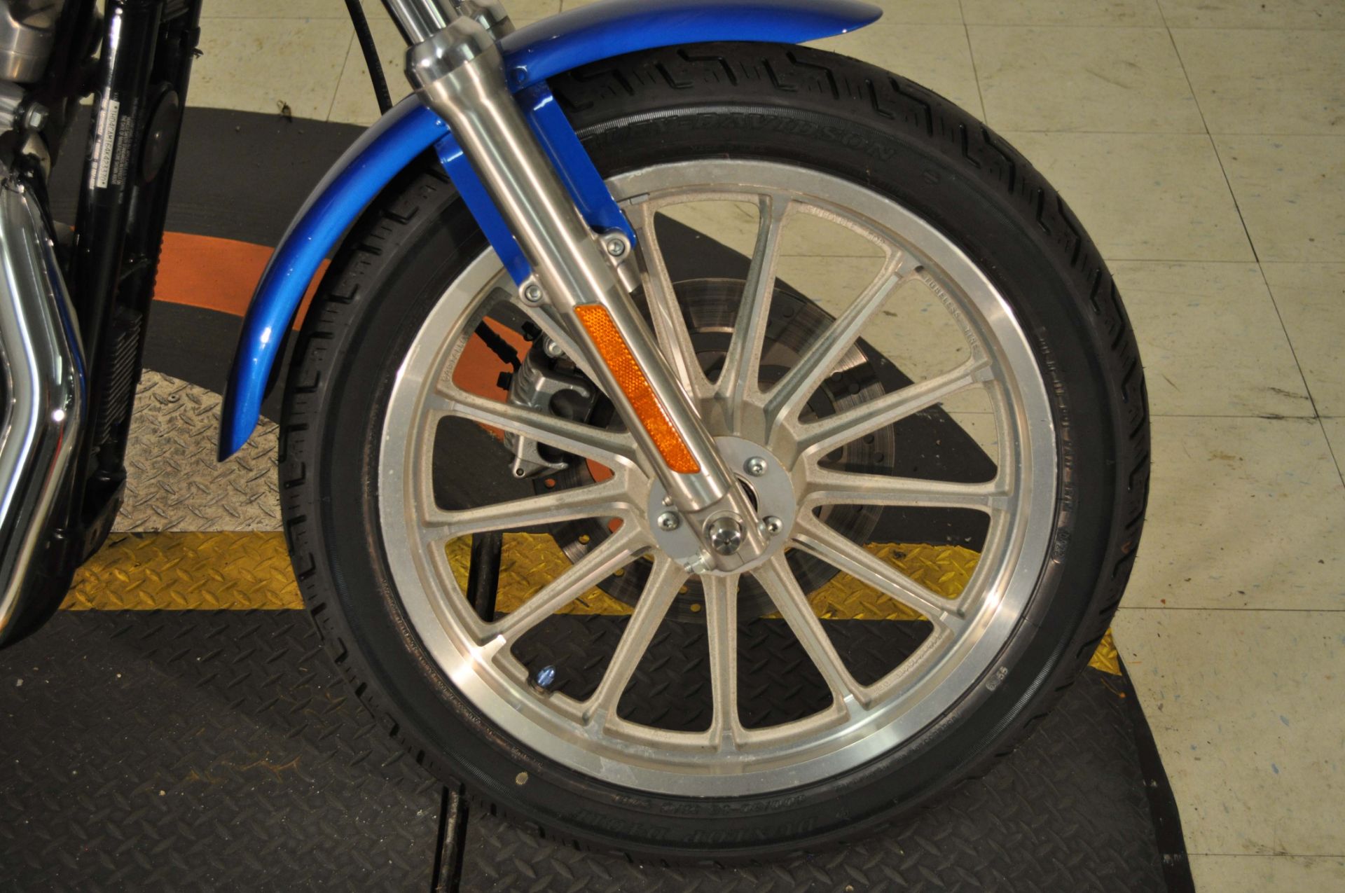 2004 Harley-Davidson Sportster® XL 883 in Winston Salem, North Carolina - Photo 12
