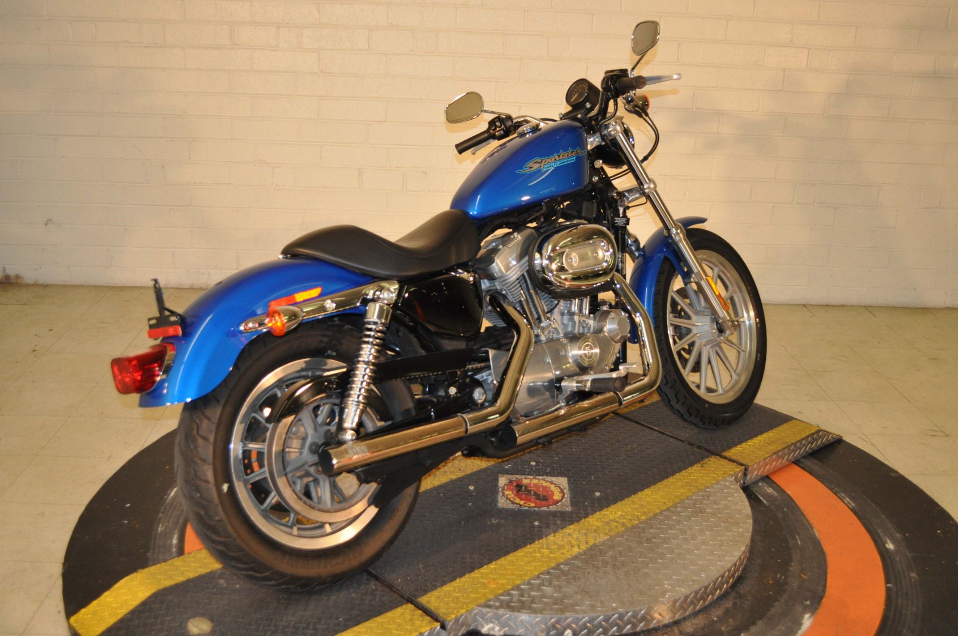 2004 Harley-Davidson Sportster® XL 883 in Winston Salem, North Carolina - Photo 2