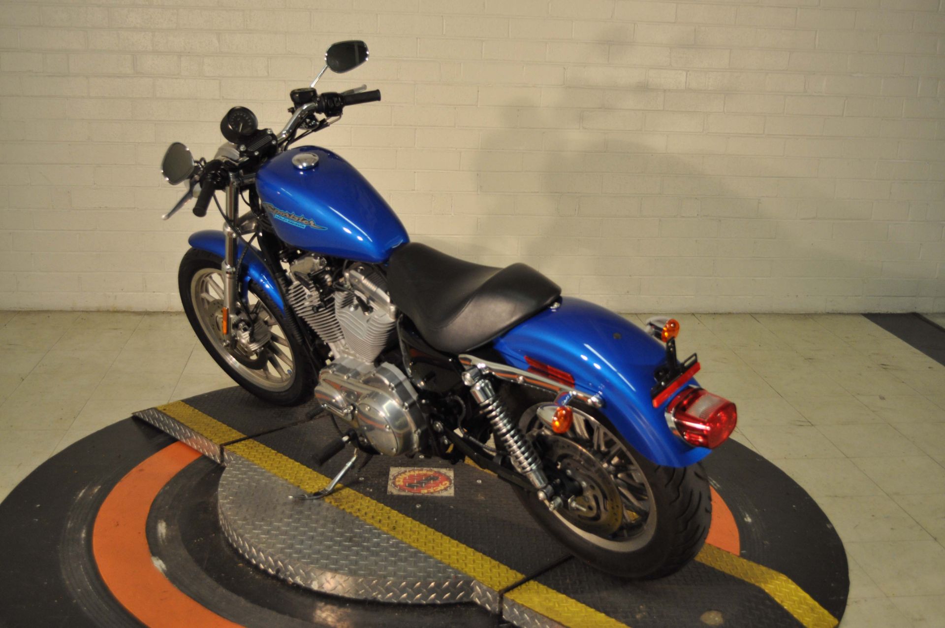 2004 Harley-Davidson Sportster® XL 883 in Winston Salem, North Carolina - Photo 5