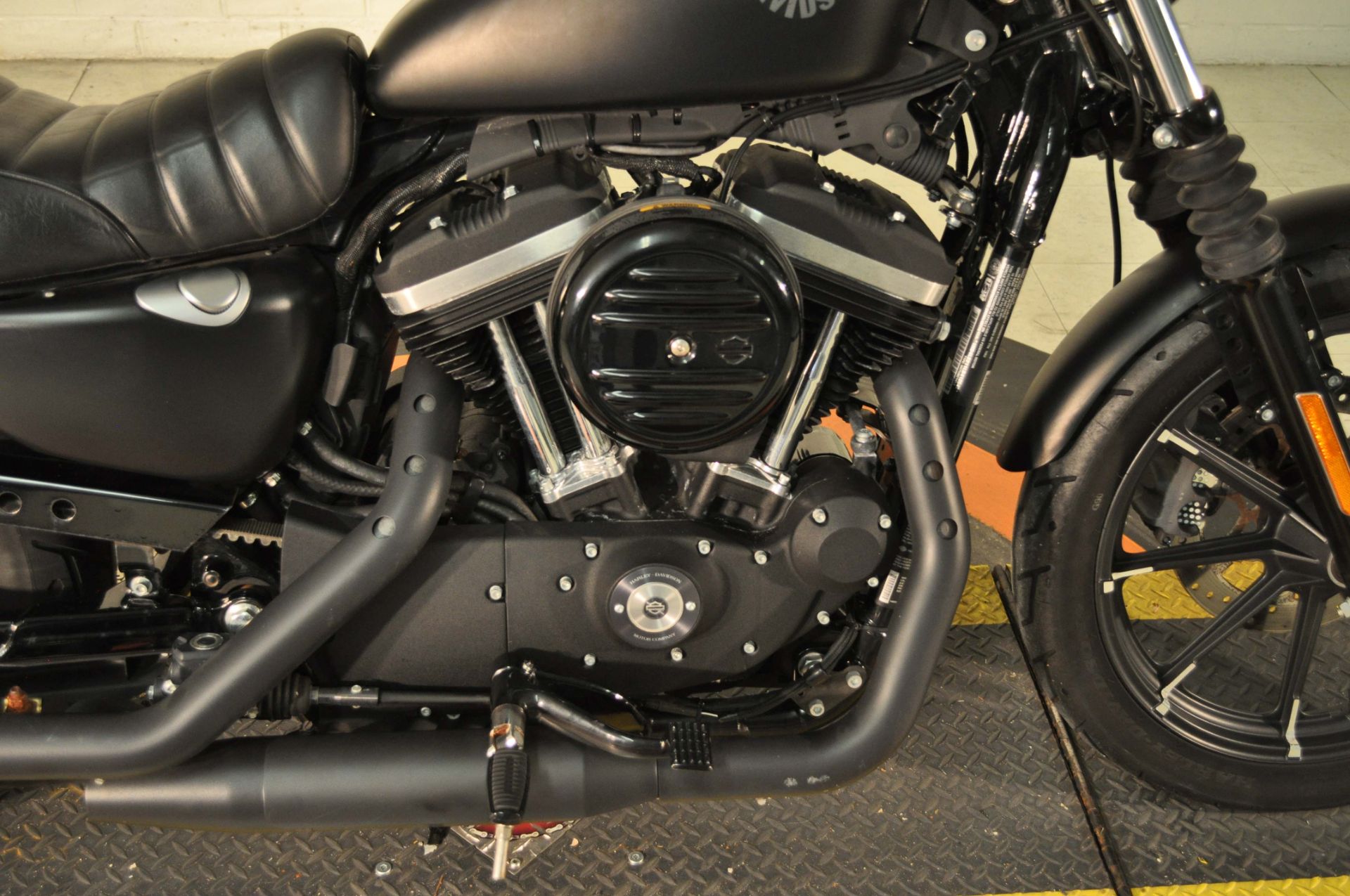 2020 Harley-Davidson Iron 883™ in Winston Salem, North Carolina - Photo 14