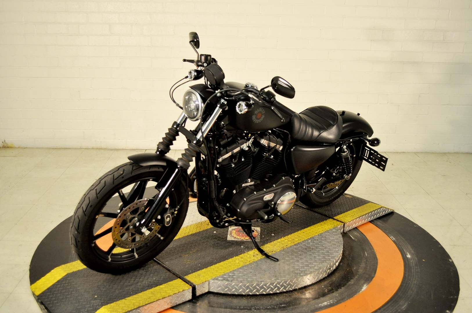 2020 Harley-Davidson Iron 883™ in Winston Salem, North Carolina - Photo 6