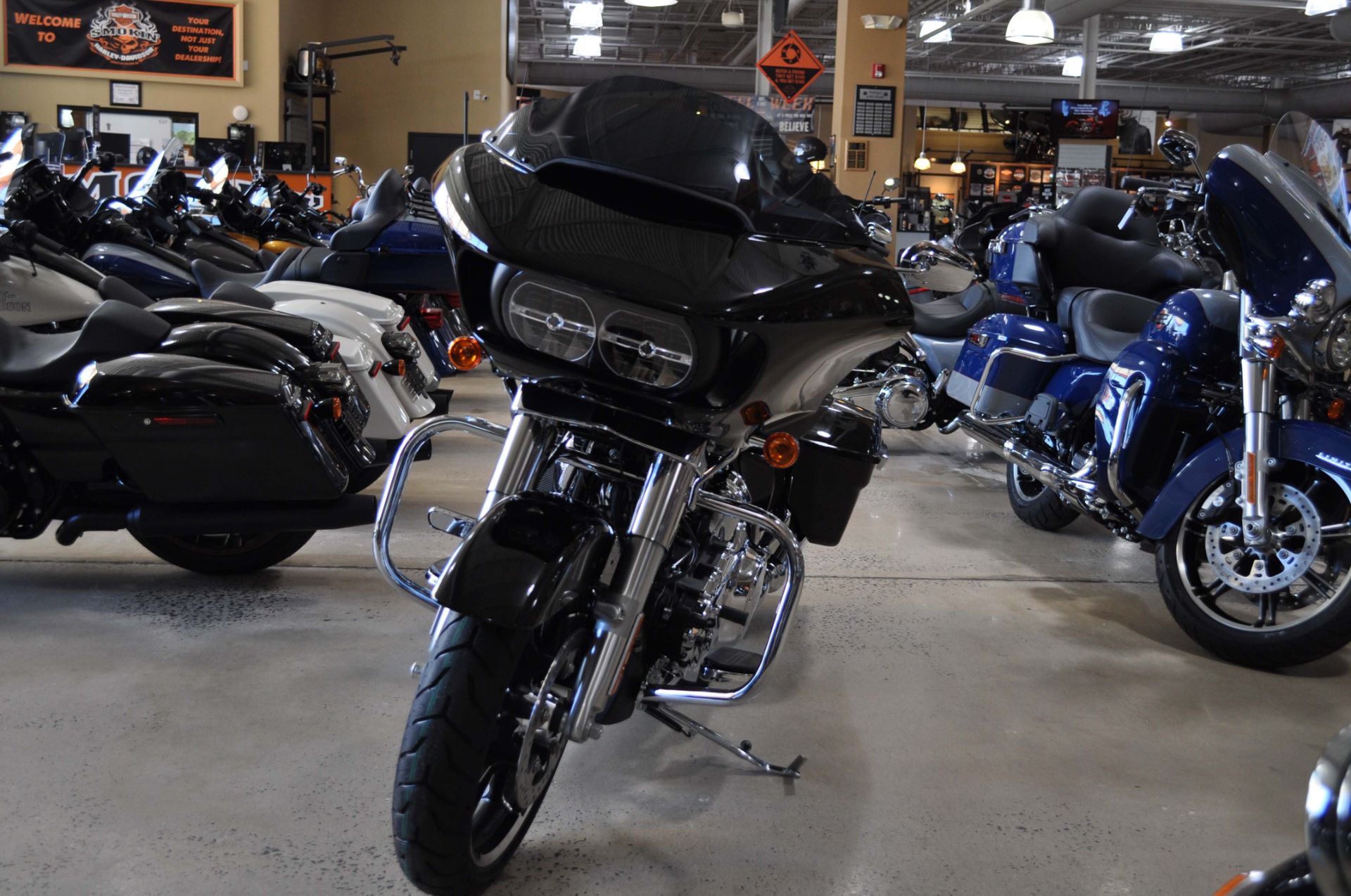 2023 Harley-Davidson Road Glide® in Winston Salem, North Carolina - Photo 8