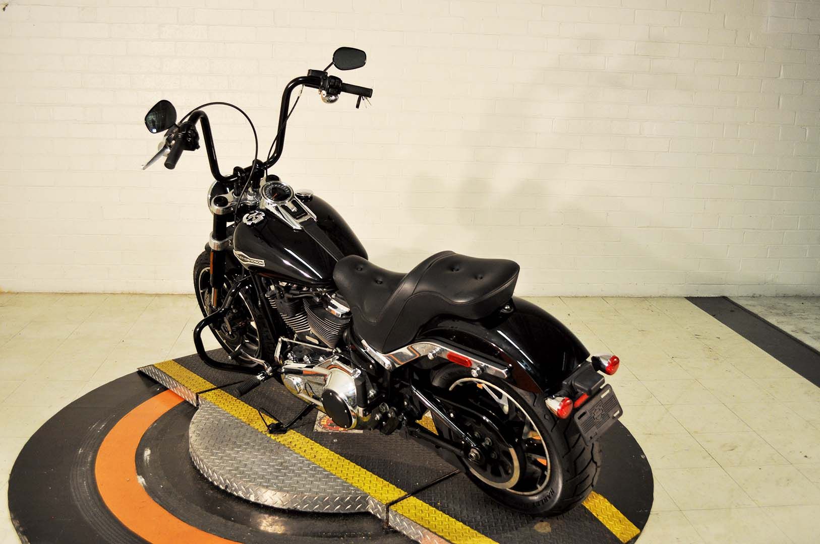 2018 Harley-Davidson Sport Glide® in Winston Salem, North Carolina - Photo 4