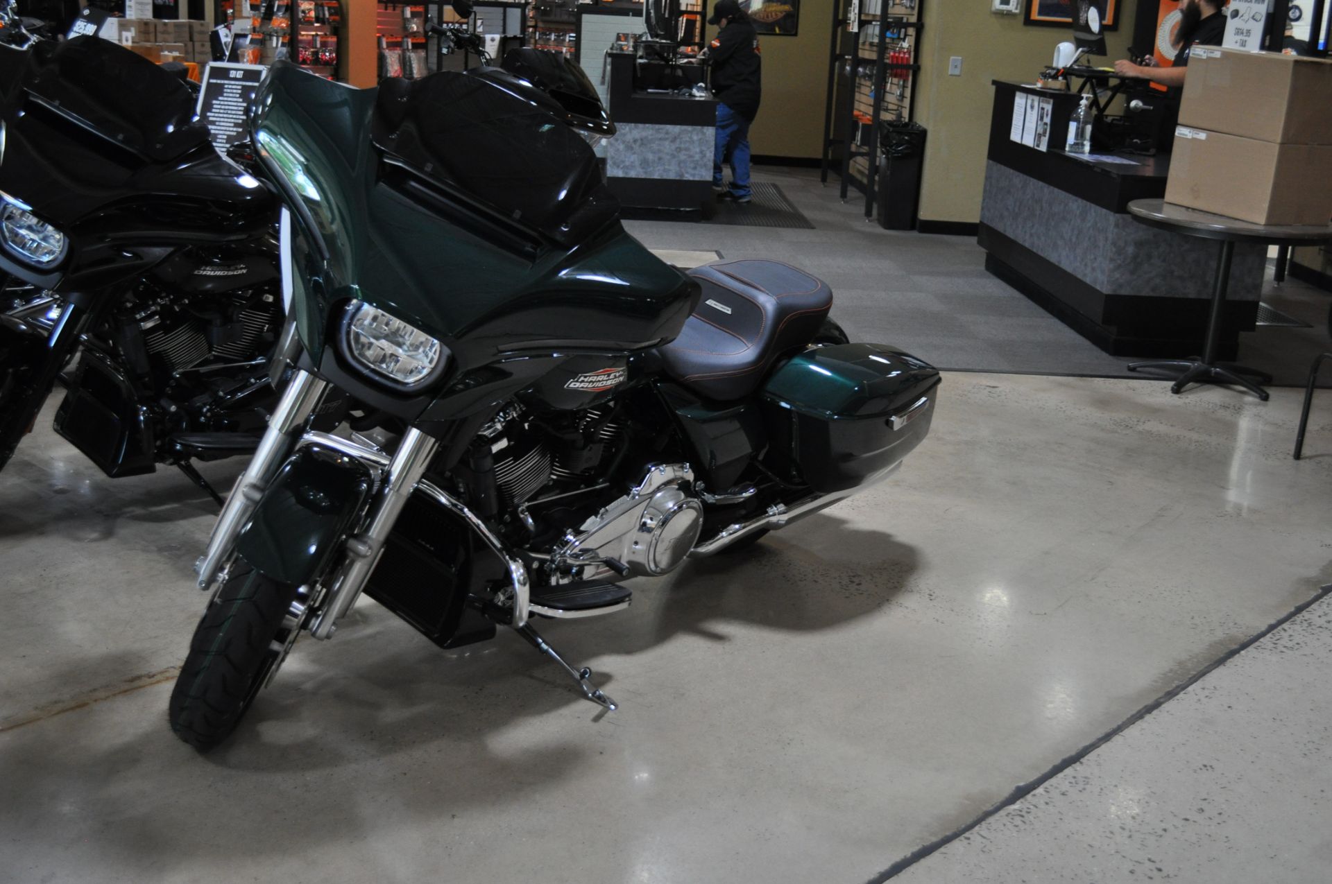 2024 Harley-Davidson Street Glide® in Winston Salem, North Carolina - Photo 3