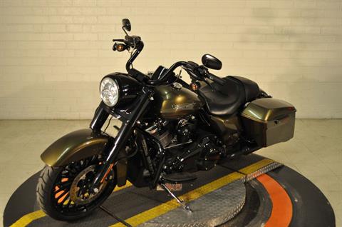 2017 Harley-Davidson Road King® Special in Winston Salem, North Carolina - Photo 6