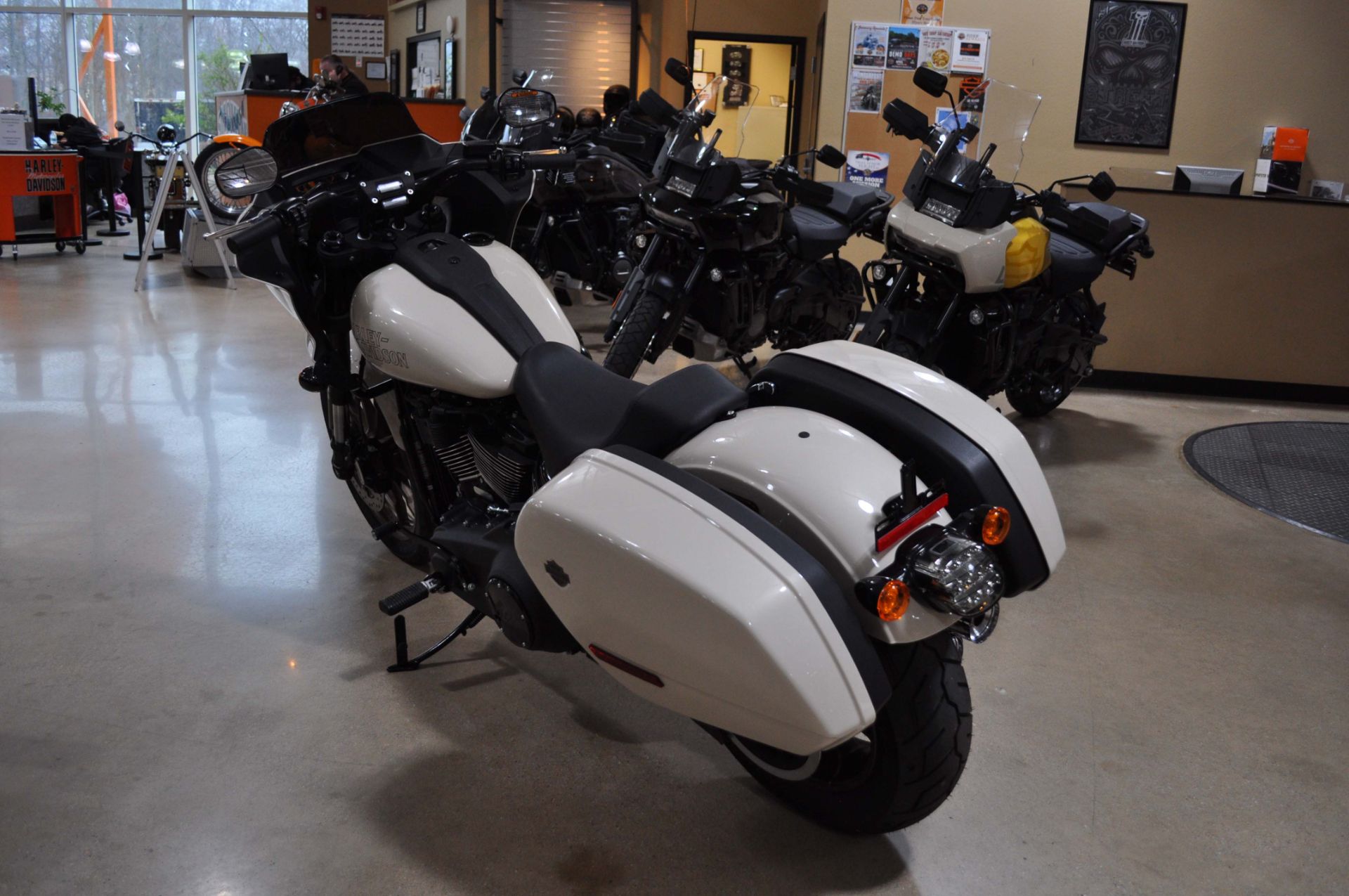 2023 Harley-Davidson Low Rider® ST in Winston Salem, North Carolina - Photo 5