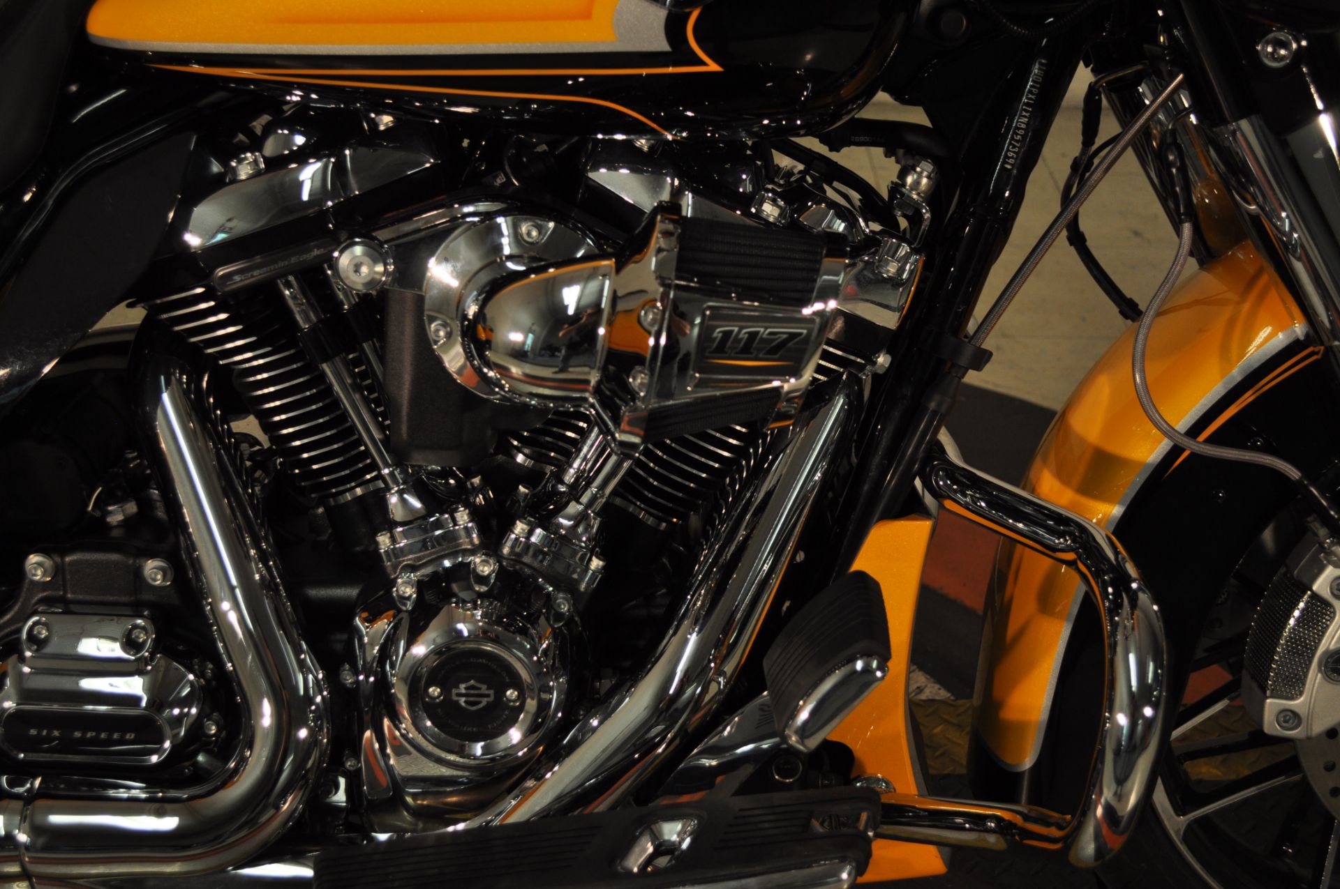 2022 Harley-Davidson CVO™ Street Glide® in Winston Salem, North Carolina - Photo 5