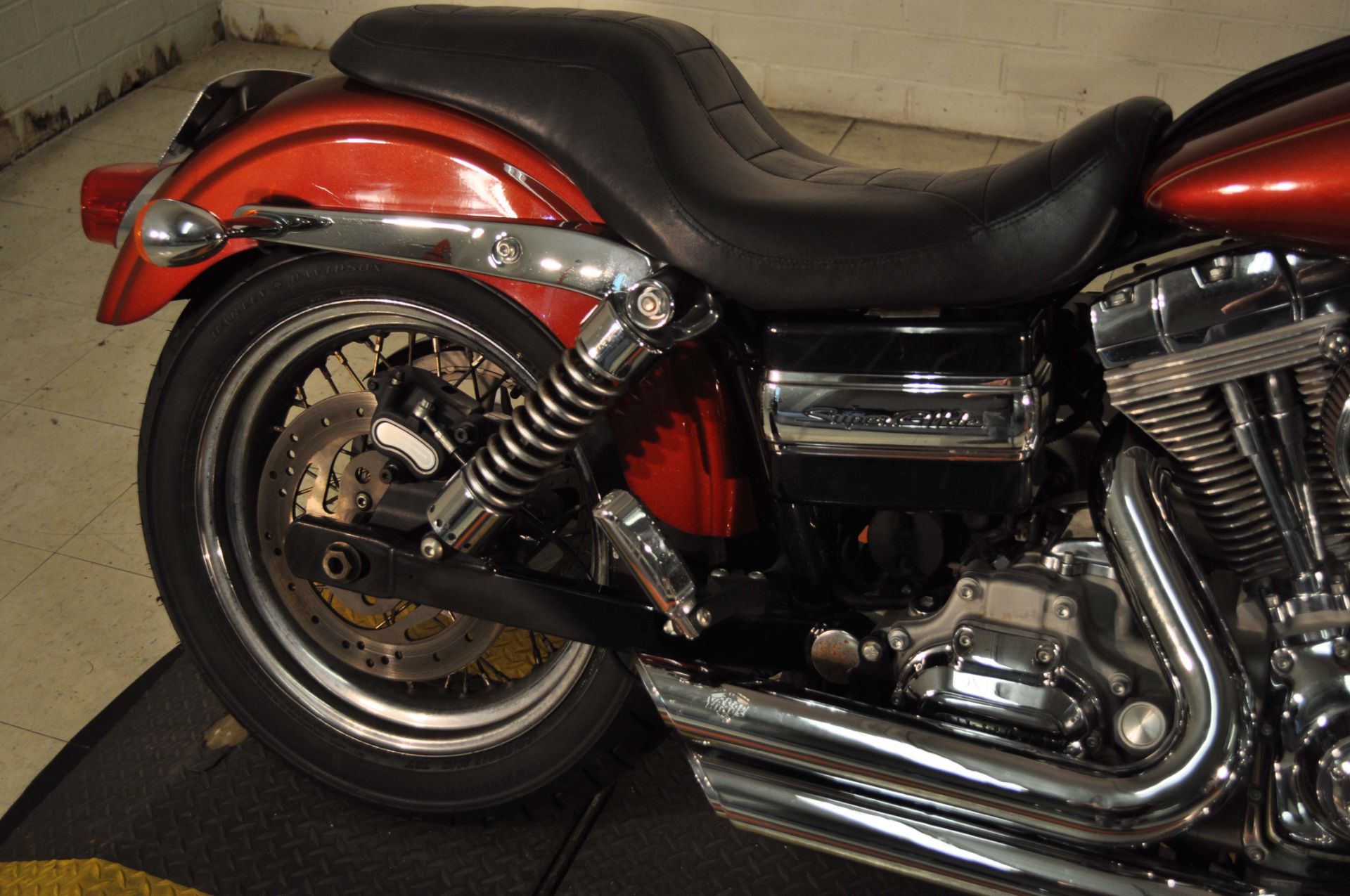 2009 Harley-Davidson Dyna® Super Glide® Custom in Winston Salem, North Carolina - Photo 19