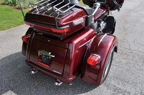 2015 Harley-Davidson Tri Glide® Ultra in Winston Salem, North Carolina - Photo 14