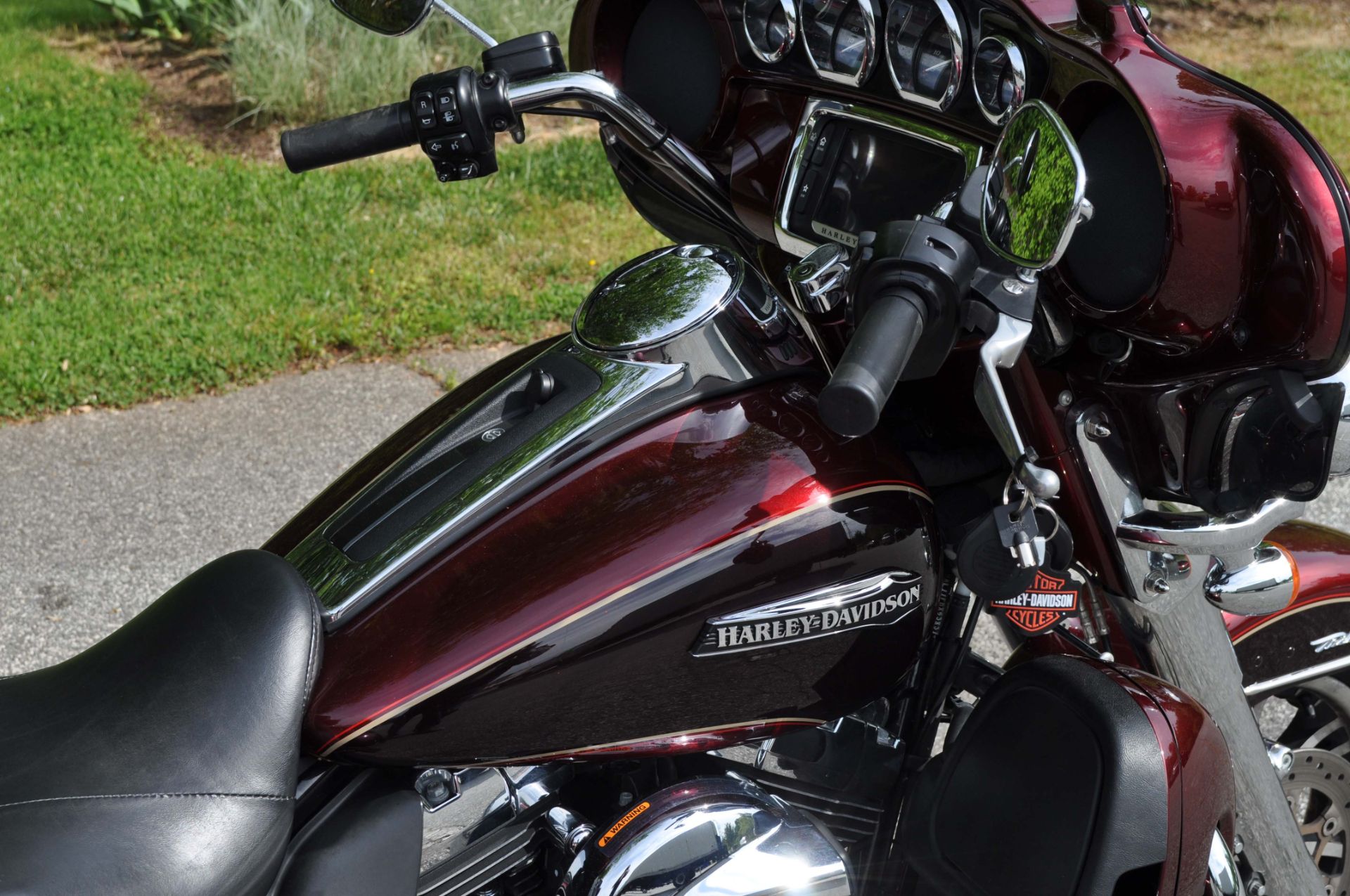 2015 Harley-Davidson Tri Glide® Ultra in Winston Salem, North Carolina - Photo 16