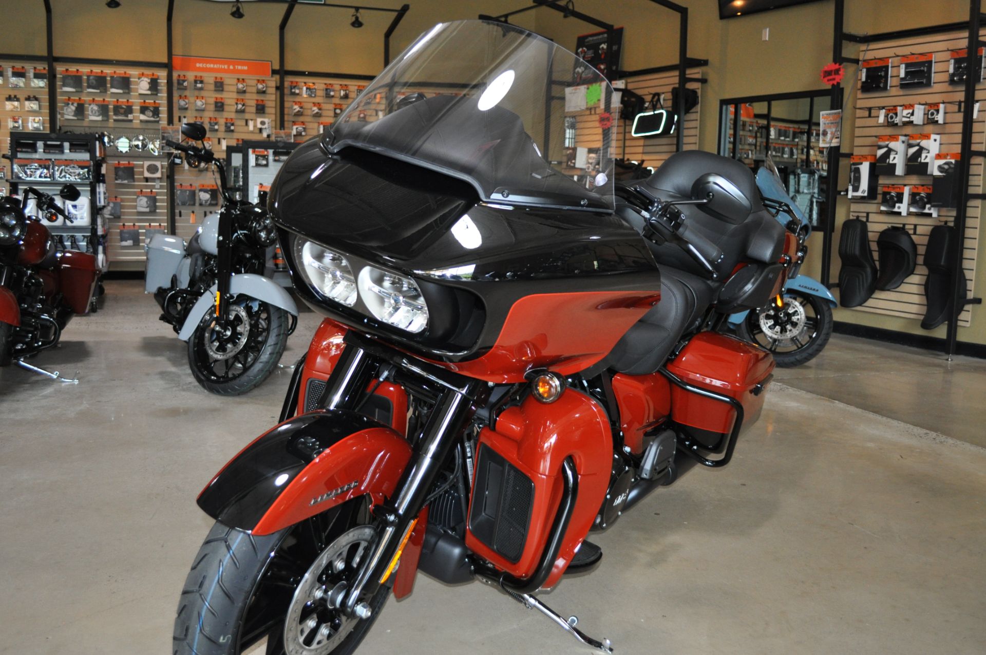2024 Harley-Davidson Road Glide® Limited in Winston Salem, North Carolina - Photo 14