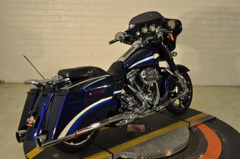 2010 Harley-Davidson CVO™ Street Glide® in Winston Salem, North Carolina - Photo 8