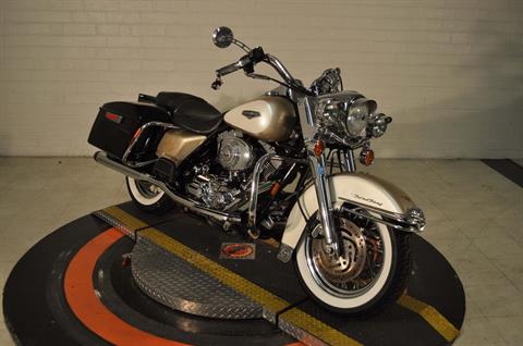 2005 Harley-Davidson FLHRCI Road King® Classic in Winston Salem, North Carolina - Photo 9