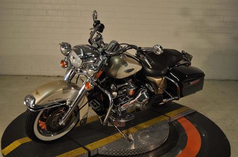 2005 Harley-Davidson FLHRCI Road King® Classic in Winston Salem, North Carolina - Photo 6
