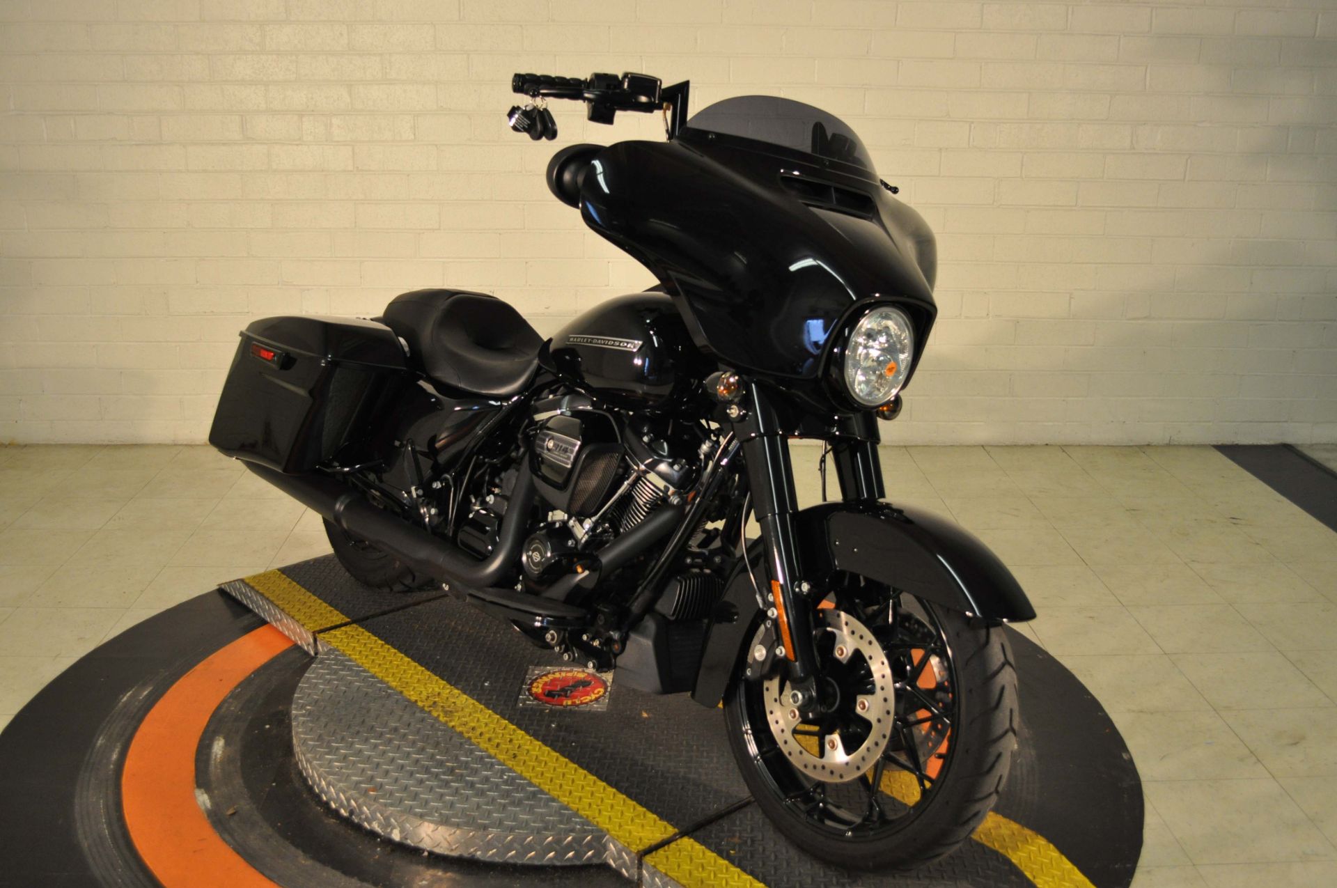 2020 Harley-Davidson Street Glide® Special in Winston Salem, North Carolina - Photo 9