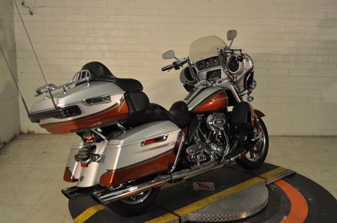 2014 Harley-Davidson CVO™ Limited in Winston Salem, North Carolina - Photo 11