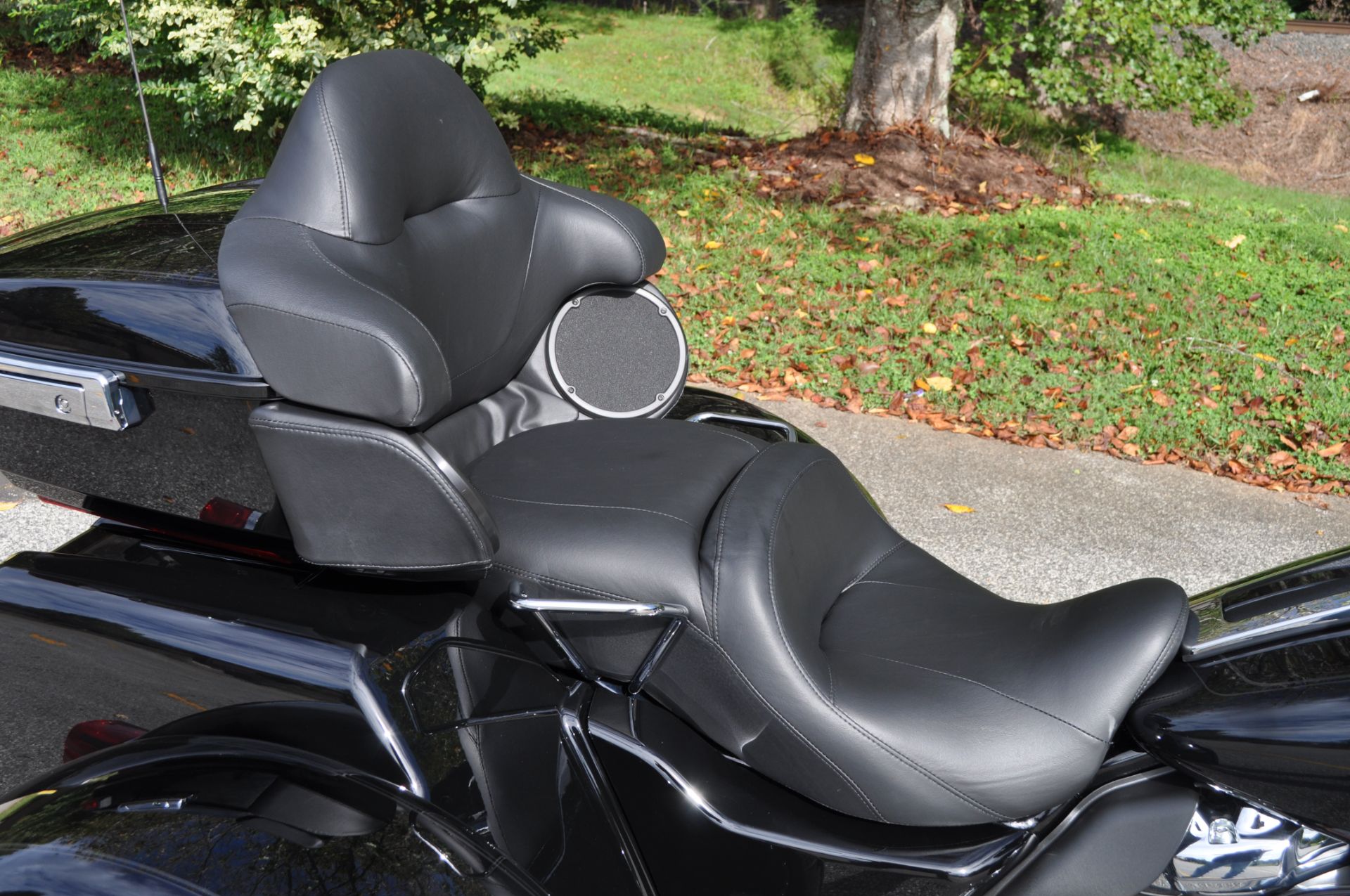 2024 Harley-Davidson Tri Glide® Ultra in Winston Salem, North Carolina - Photo 8