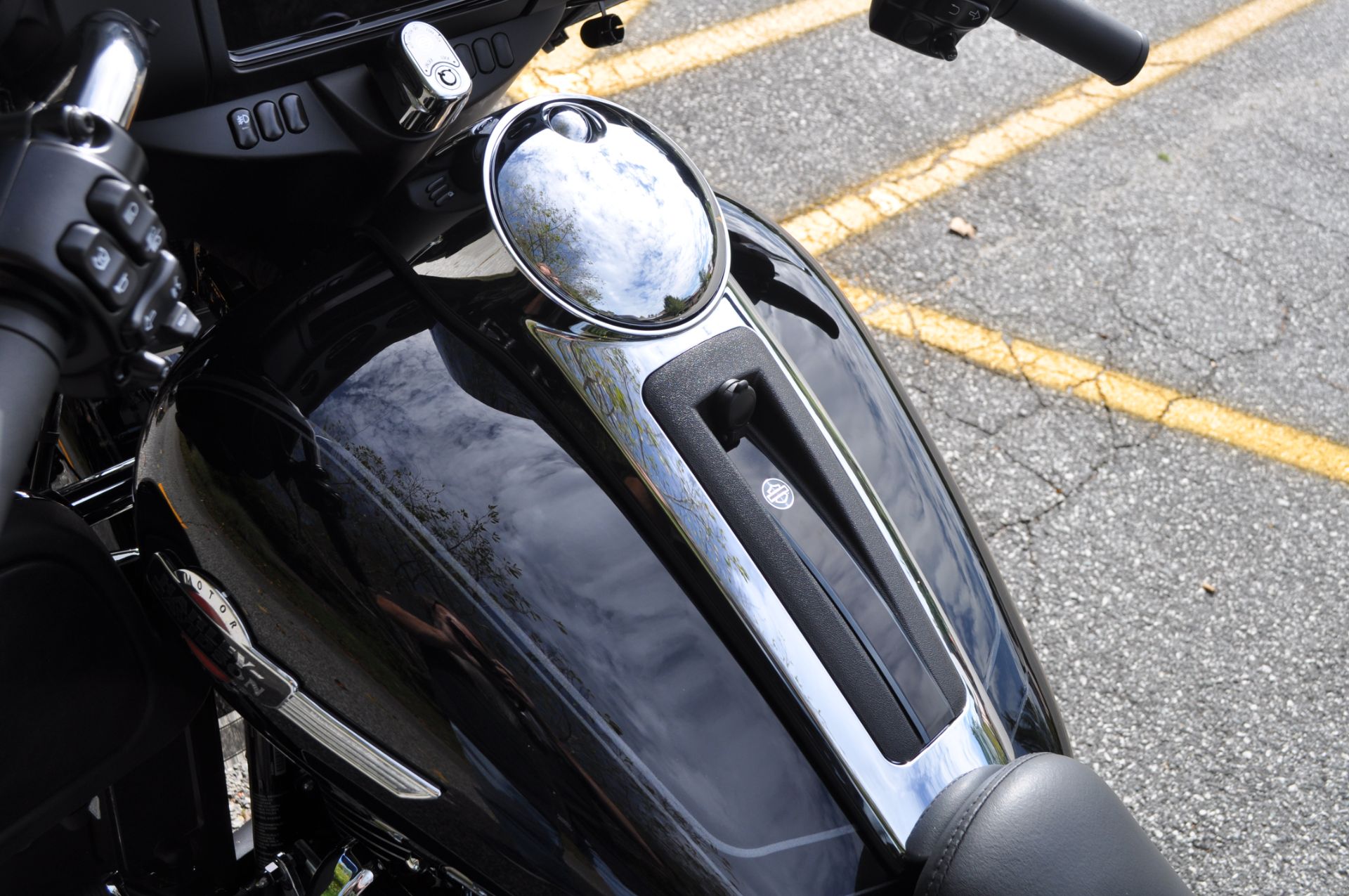 2024 Harley-Davidson Tri Glide® Ultra in Winston Salem, North Carolina - Photo 16