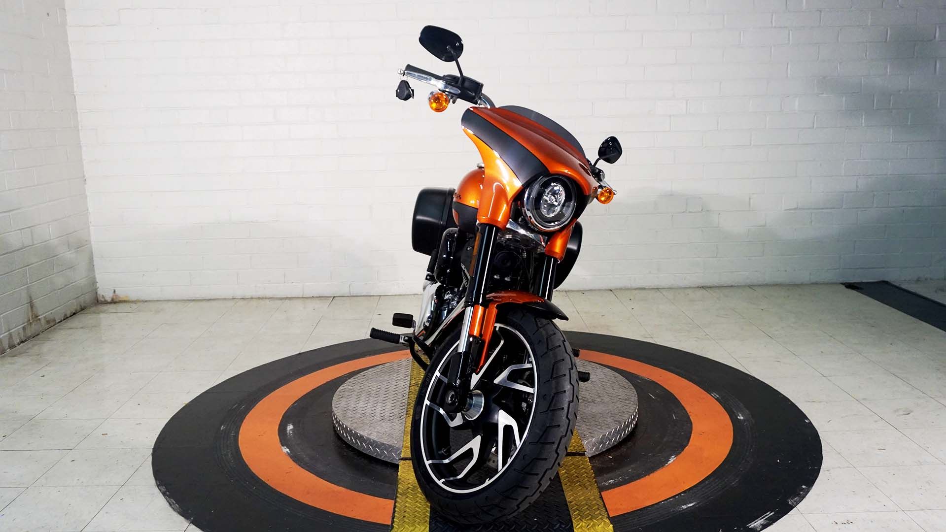 2019 Harley-Davidson Sport Glide® in Winston Salem, North Carolina - Photo 7