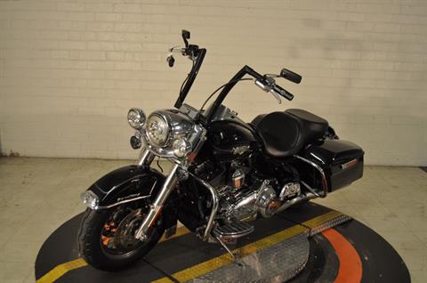 2012 Harley-Davidson Road King® Classic in Winston Salem, North Carolina - Photo 20