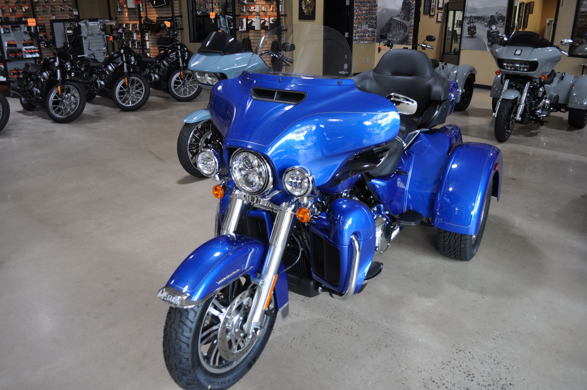 2024 Harley-Davidson Tri Glide® Ultra in Winston Salem, North Carolina - Photo 9