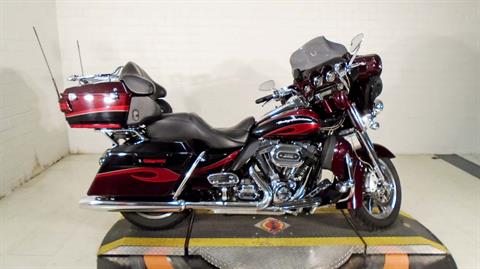 2013 Harley-Davidson CVO™ Ultra Classic® Electra Glide® in Winston Salem, North Carolina - Photo 1