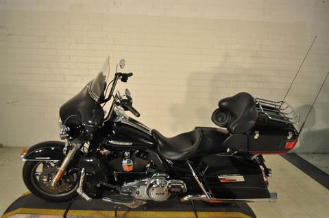 2012 Harley-Davidson Electra Glide® Ultra Limited in Winston Salem, North Carolina - Photo 6