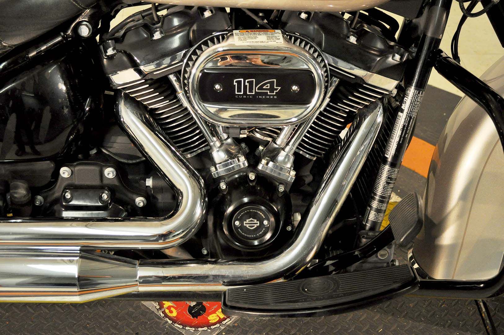 2018 Harley-Davidson Heritage Classic 114 in Winston Salem, North Carolina - Photo 15