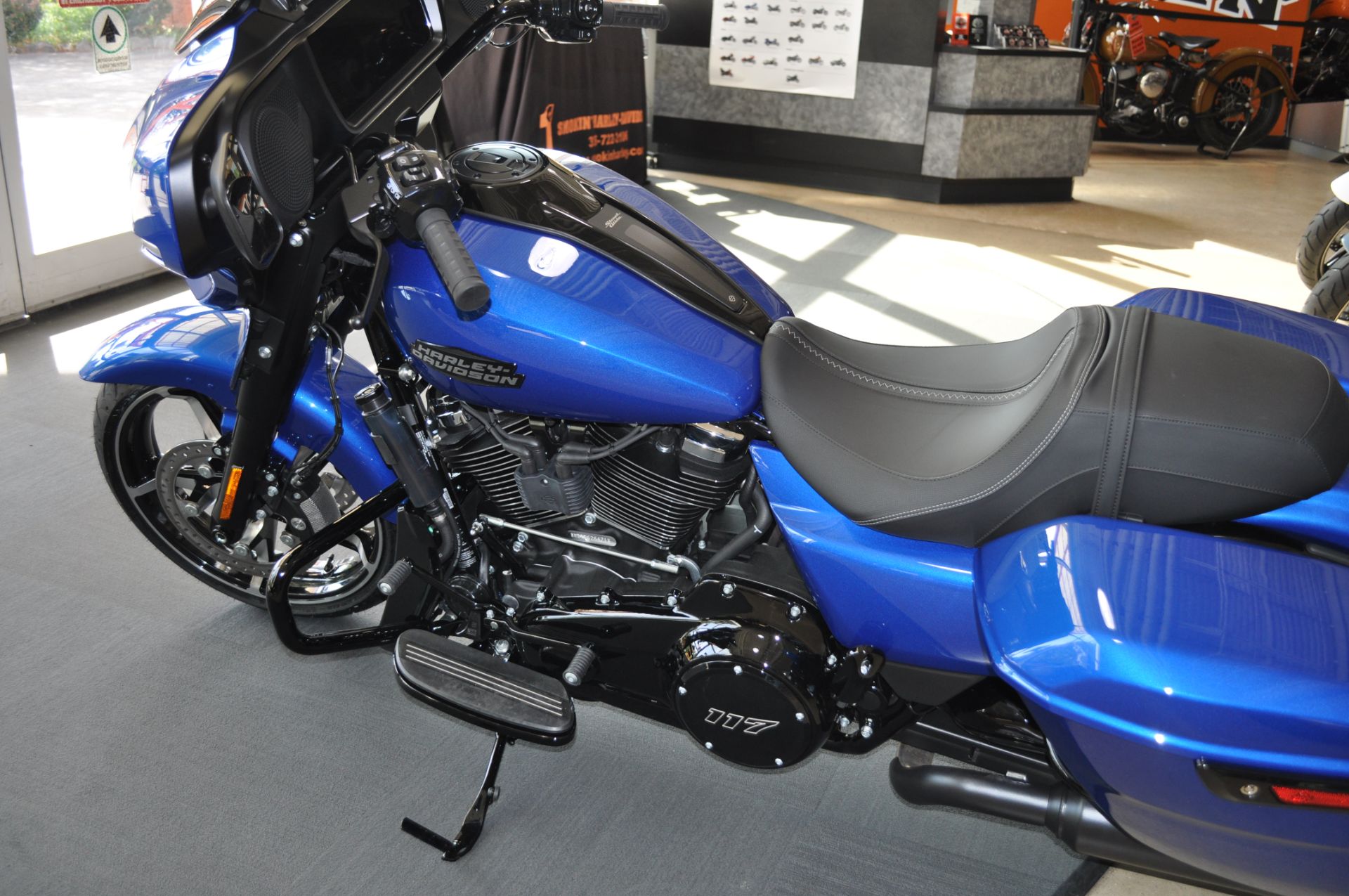 2024 Harley-Davidson Street Glide® in Winston Salem, North Carolina - Photo 10