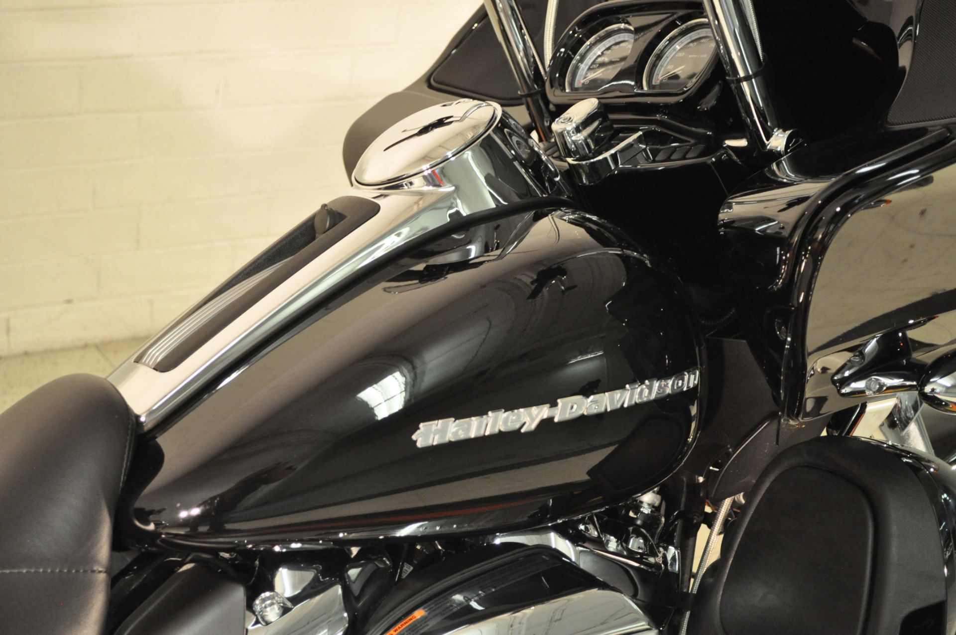 2021 Harley-Davidson Road Glide® Limited in Winston Salem, North Carolina - Photo 14