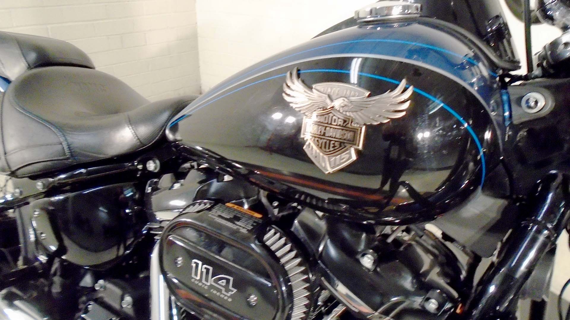 2018 Harley-Davidson 115th Anniversary Heritage Classic 114 in Winston Salem, North Carolina - Photo 12