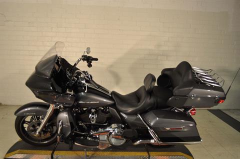 2022 Harley-Davidson Road Glide® Limited in Winston Salem, North Carolina - Photo 5
