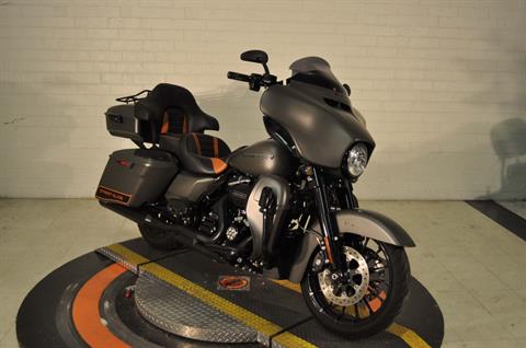 2019 Harley-Davidson Street Glide® Special in Winston Salem, North Carolina - Photo 10